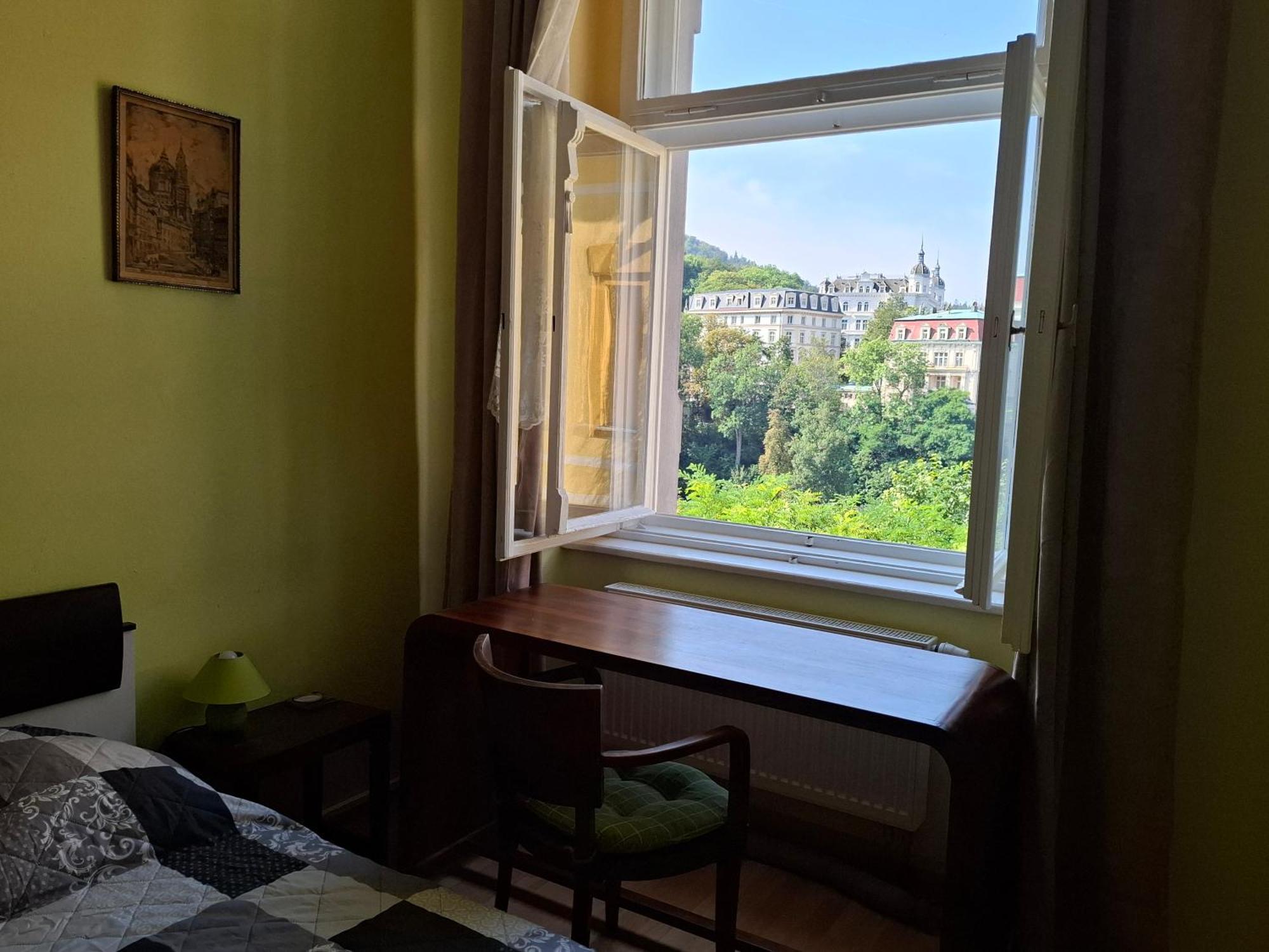 Apartment Fairy Tale Κάρλοβι Βάρι Εξωτερικό φωτογραφία