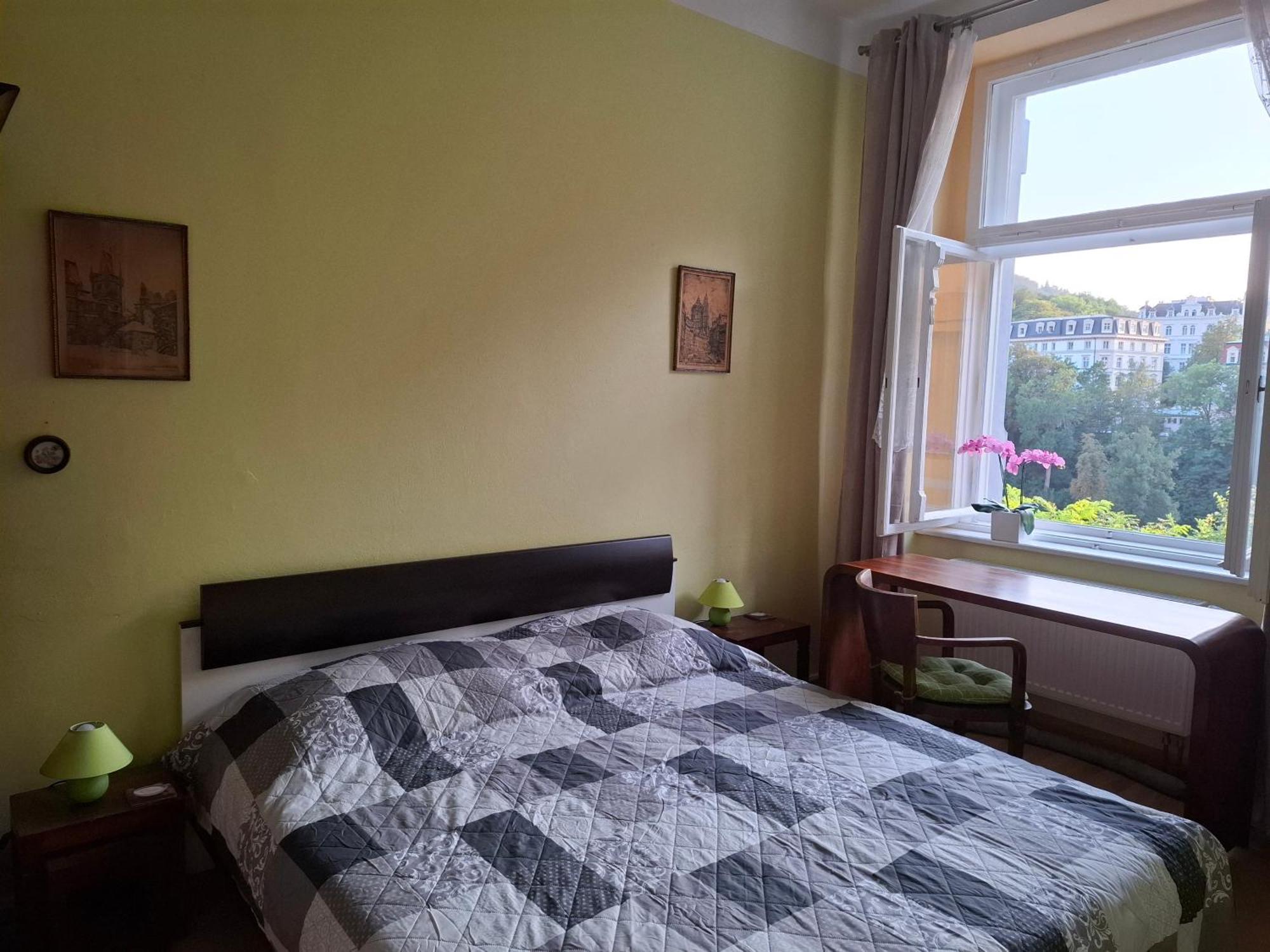 Apartment Fairy Tale Κάρλοβι Βάρι Εξωτερικό φωτογραφία
